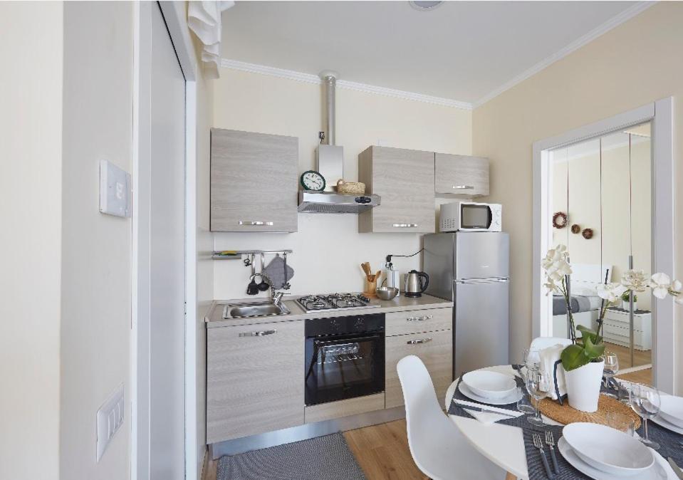 Beautiful Bohemian Apartment In Center Conditioned Air Como Bagian luar foto