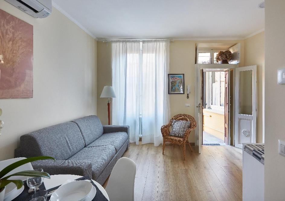 Beautiful Bohemian Apartment In Center Conditioned Air Como Bagian luar foto