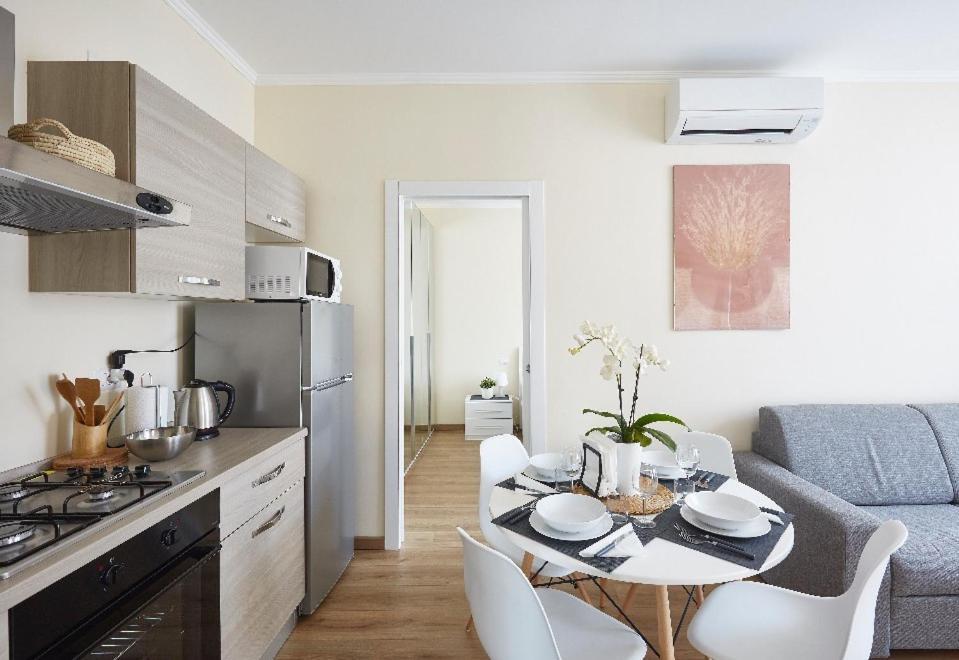 Beautiful Bohemian Apartment In Center Conditioned Air Como Bagian luar foto